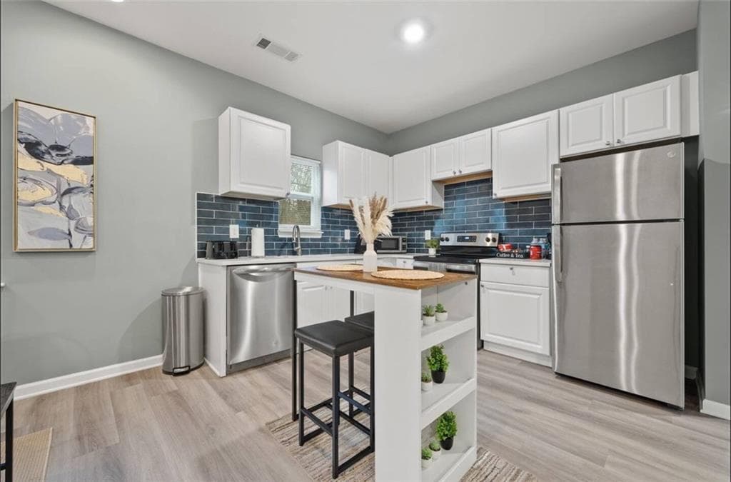 triplex for sale at 1891 Tremont Drive, Atlanta, GA 30314 — photo 4