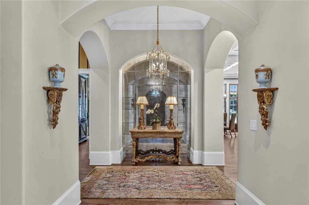 5 bedroom, 7 bathroom, 6,939 sq ft single family residence for sale at 675 W Paces Ferry #14 Road, Atlanta, GA 30327 — photo 9