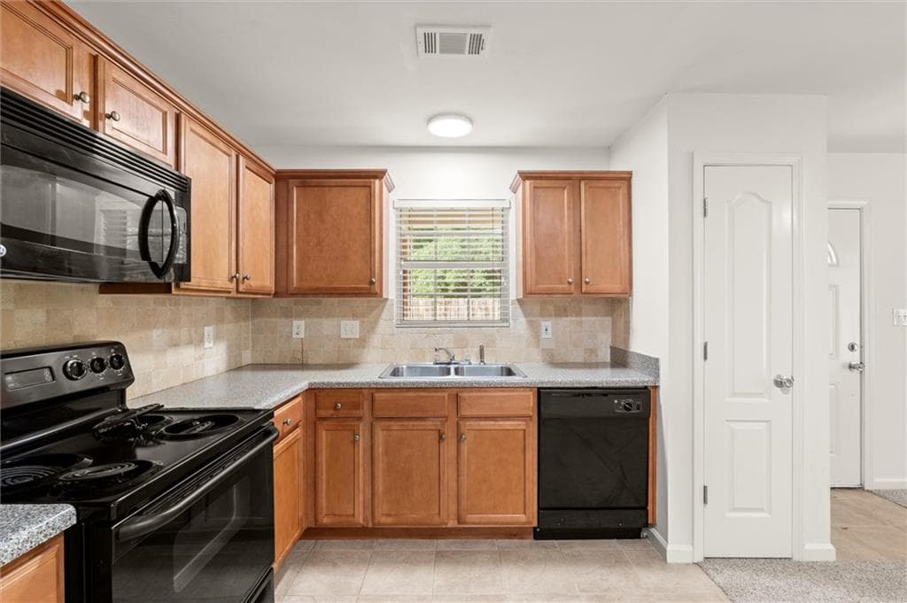 1 bedroom, 1 bathroom condominium for rent at 5058 Jonesboro Road G49, Union City, GA 30291 for $1,095 a month — photo 6