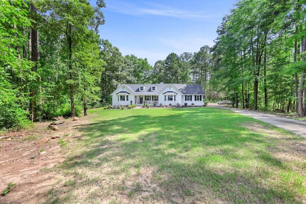 4 bedroom, 4 bathroom, 2,467 sq ft single family residence for sale at 20 Turkey Point Drive, LaGrange, GA 30240
