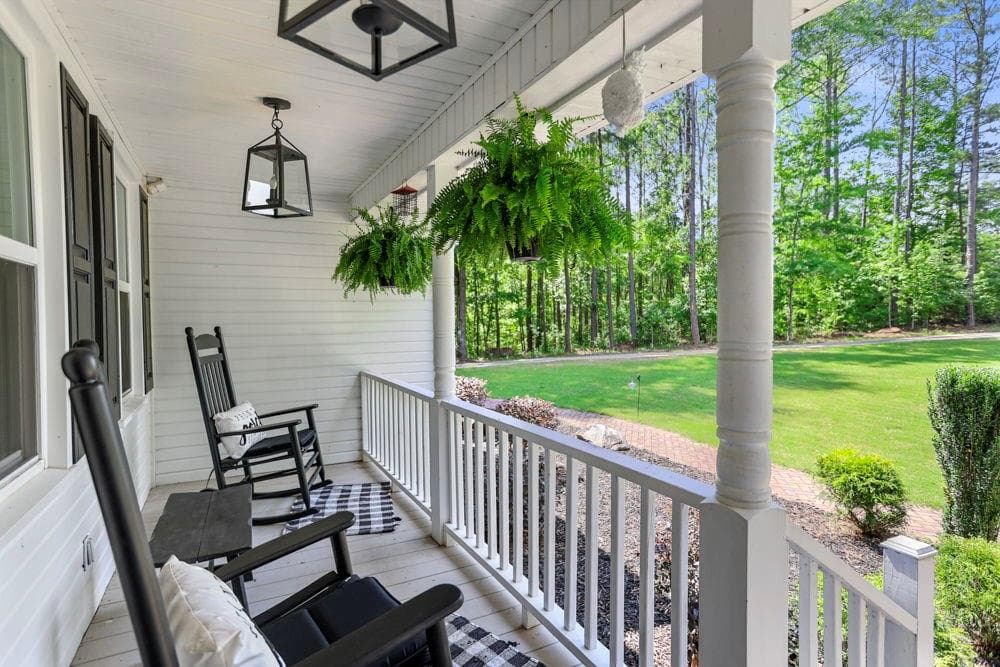 4 bedroom, 4 bathroom, 2,467 sq ft single family residence for sale at 20 Turkey Point Drive, LaGrange, GA 30240 — photo 3