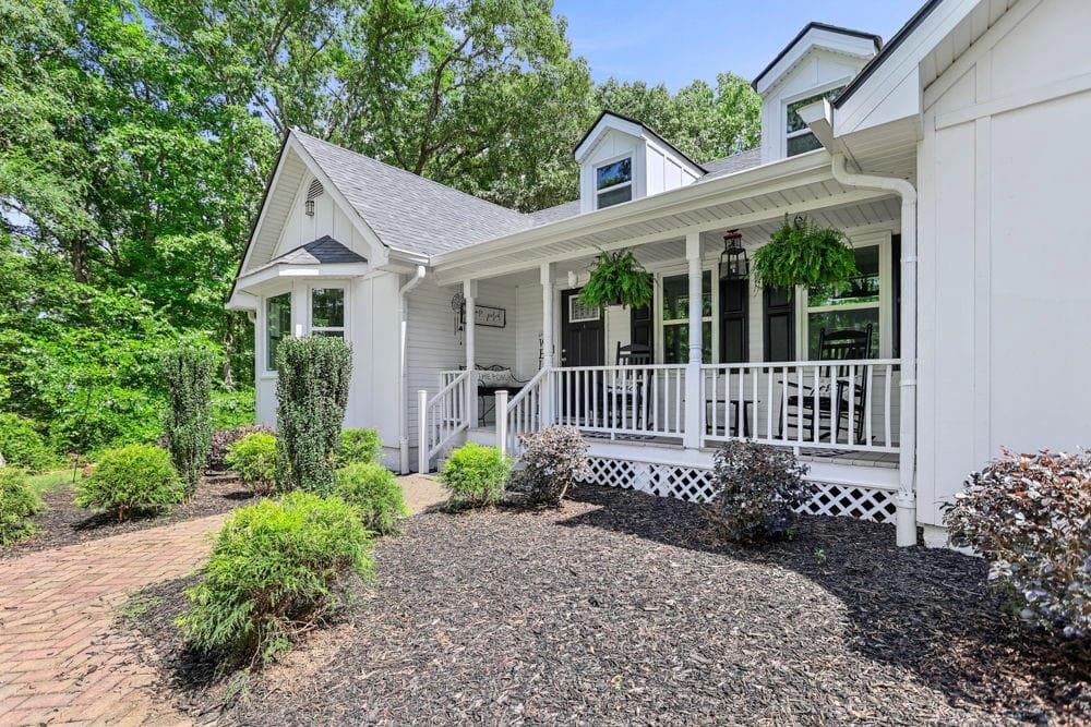 4 bedroom, 4 bathroom, 2,467 sq ft single family residence for sale at 20 Turkey Point Drive, LaGrange, GA 30240 — photo 5