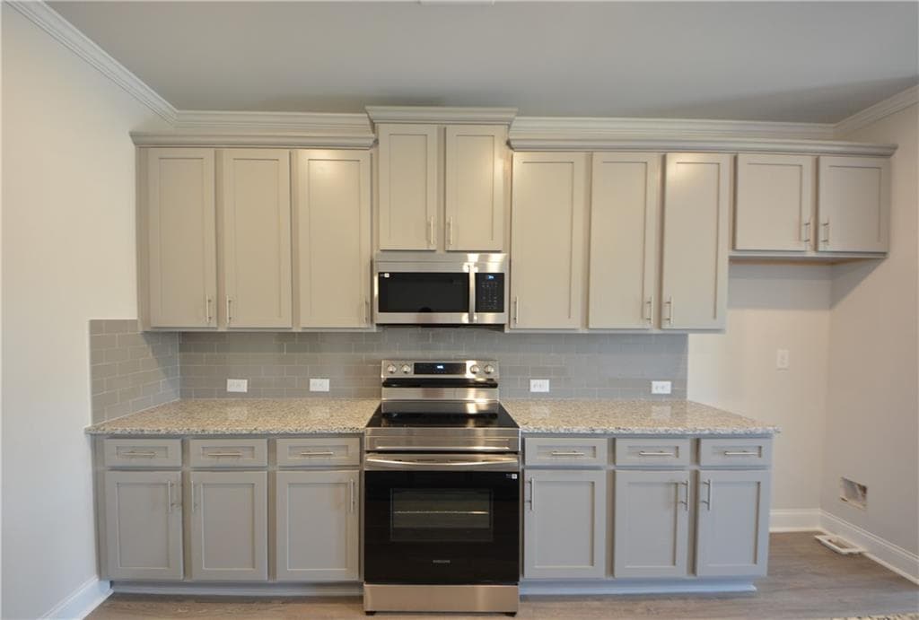 3 bedroom, 3 bathroom, 1,979 sq ft townhouse for sale at 3829 Billabong Trail, Gainesville, GA 30506 — photo 10