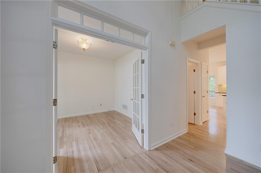 5 bedroom, 4 bathroom, 3,415 sq ft single family residence under contract at 140 Ketton Way, Alpharetta, GA 30005 — photo 7