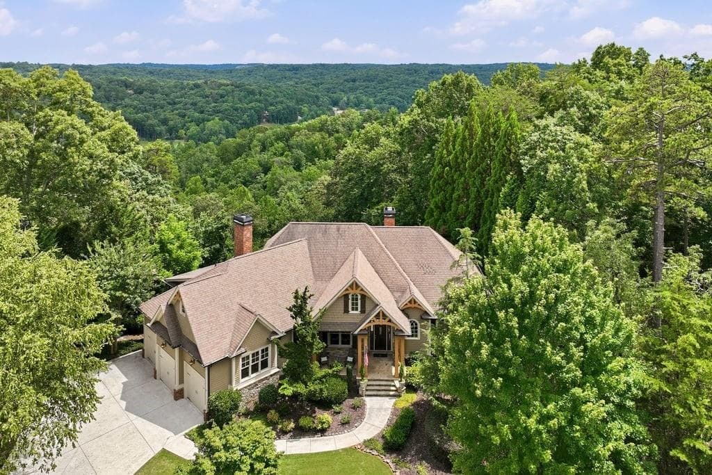 4 bedroom, 5 bathroom, 4,672 sq ft single family residence under contract at 904 Bear Paw Ridge, Dahlonega, GA 30533 — photo 3