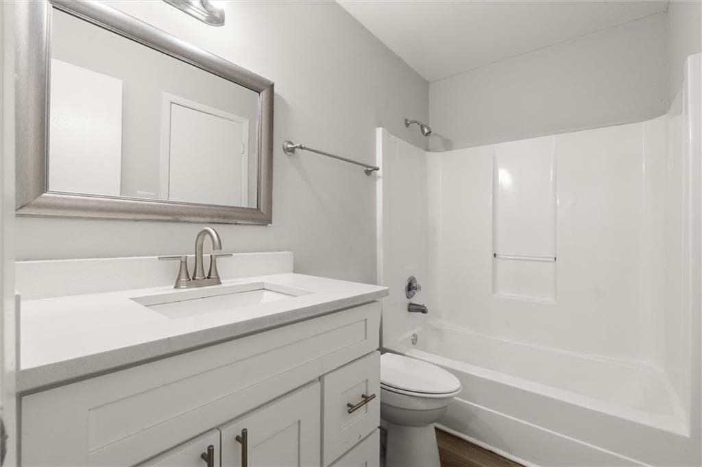 2 bedroom, 2 bathroom condominium for rent at 5058 Jonesboro Road B-13, Union City, GA 30291 for $1,395 a month — photo 10