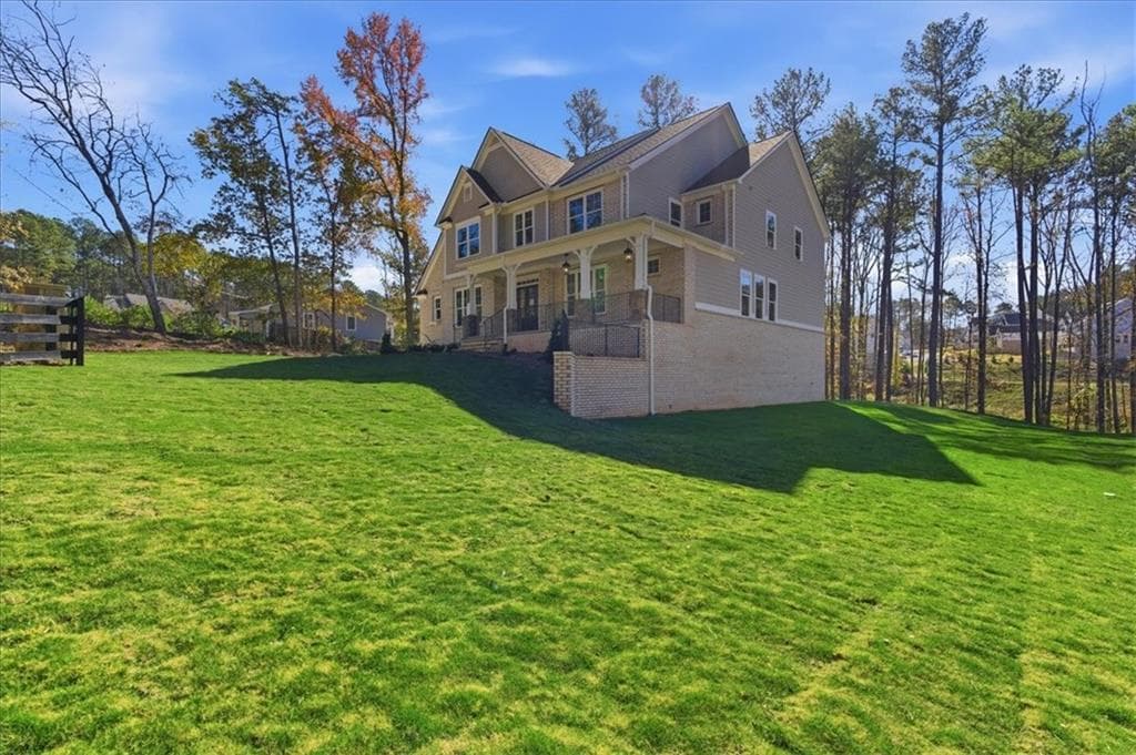 5 bedroom, 5 bathroom, 4,020 sq ft single family residence for sale at 5885 Ford Road, Acworth, GA 30101 — photo 3