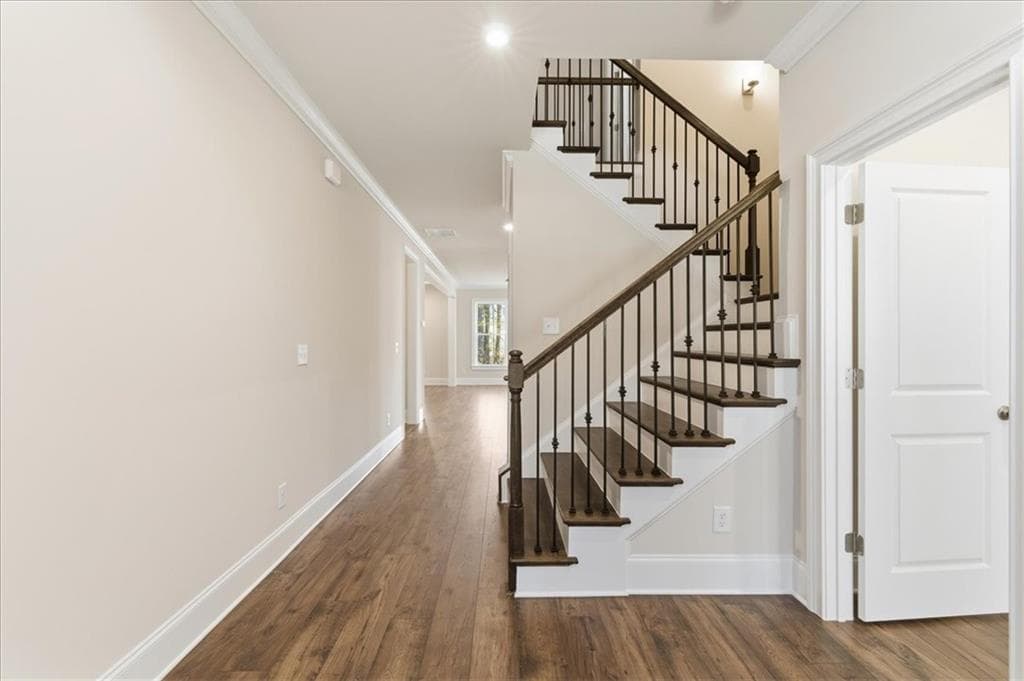 5 bedroom, 5 bathroom, 4,020 sq ft single family residence for sale at 5885 Ford Road, Acworth, GA 30101 — photo 9