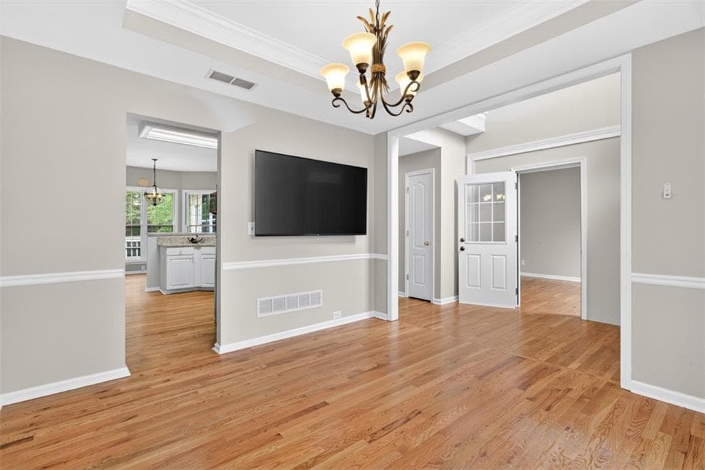 5 bedroom, 4 bathroom, 2,500 sq ft single family residence under contract at 320 Wynstone Way, Duluth, GA 30097 — photo 4
