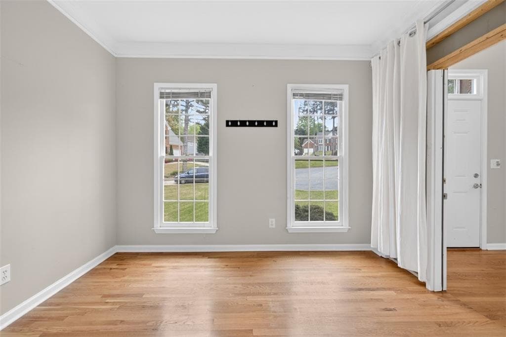 5 bedroom, 4 bathroom, 2,500 sq ft single family residence under contract at 320 Wynstone Way, Duluth, GA 30097 — photo 5