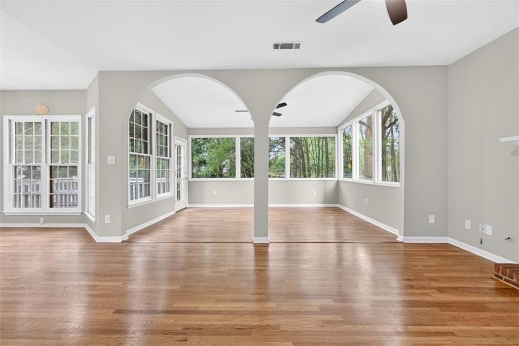 5 bedroom, 4 bathroom, 2,500 sq ft single family residence under contract at 320 Wynstone Way, Duluth, GA 30097 — photo 6