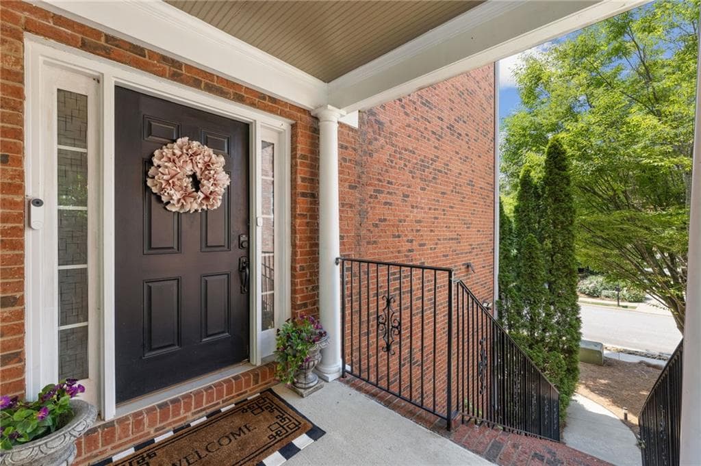 4 bedroom, 4 bathroom, 2,486 sq ft townhouse for sale at 2276 Ewell Park Drive, Lawrenceville, GA 30043 — photo 4