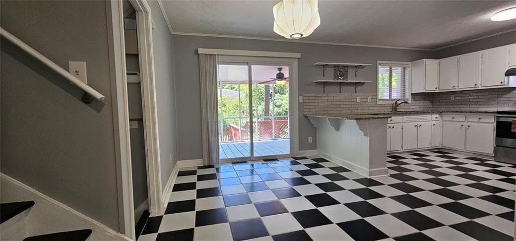 3 bedroom, 2 bathroom, 1,851 sq ft single family residence for sale at 1096 Deleon Court, Clarkston, GA 30021 — photo 8