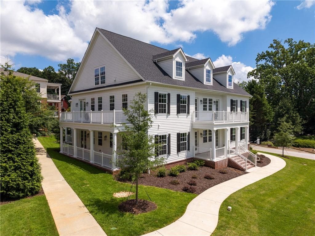 3 bedroom, 3 bathroom, 2,384 sq ft condominium for sale at 1200 Ponce De Leon Avenue B1, Atlanta, GA 30306 — photo 2