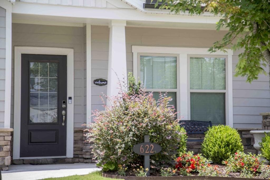 5 bedroom, 4 bathroom, 2,867 sq ft single family residence for sale at 622 Shadow Moss Avenue, Canton, GA 30115 — photo 3
