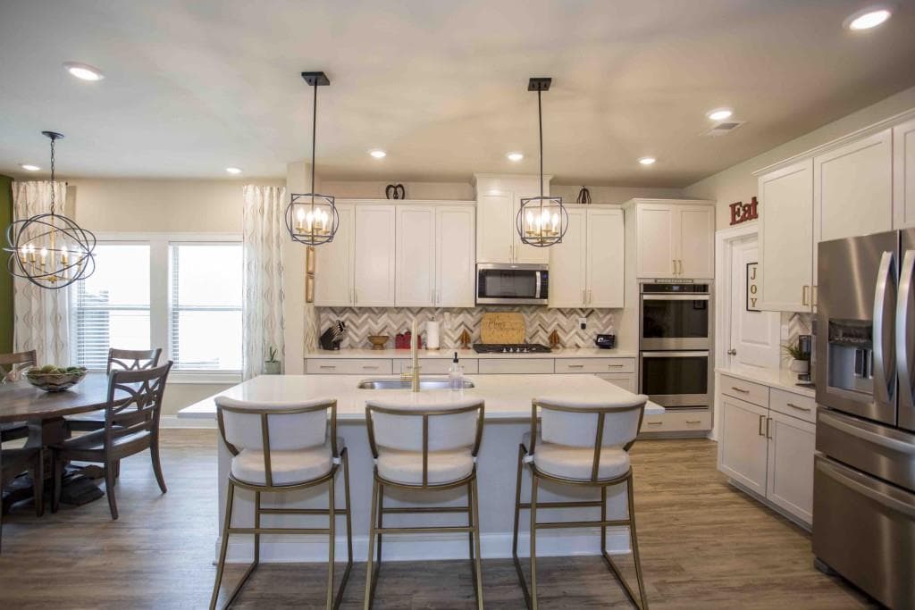 5 bedroom, 4 bathroom, 2,867 sq ft single family residence for sale at 622 Shadow Moss Avenue, Canton, GA 30115 — photo 7