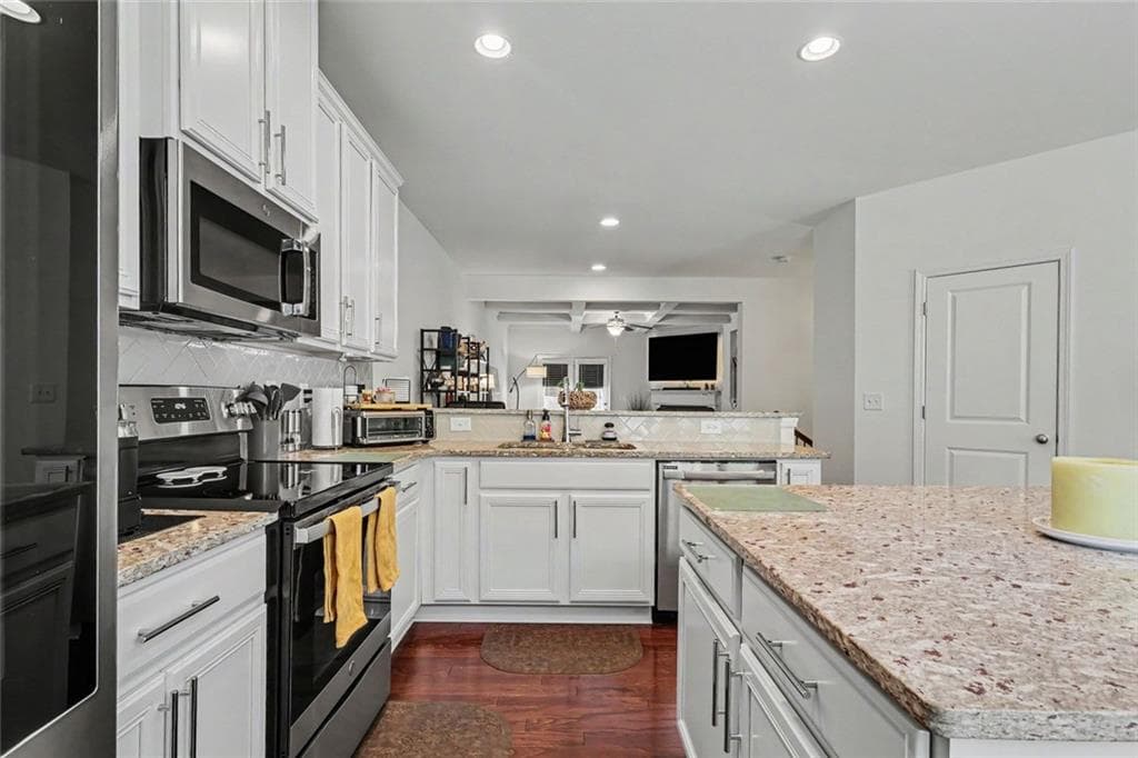 4 bedroom, 4 bathroom, 2,227 sq ft townhouse for sale at 4383 Legendary Street, Stone Mountain, GA 30083 — photo 9