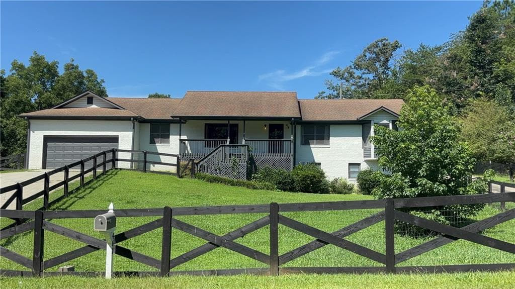 3 bedroom, 3 bathroom, 2,448 sq ft single family residence for rent at 462 Gibson Trail, Jasper, GA 30143 for $2,500 a month — photo 3
