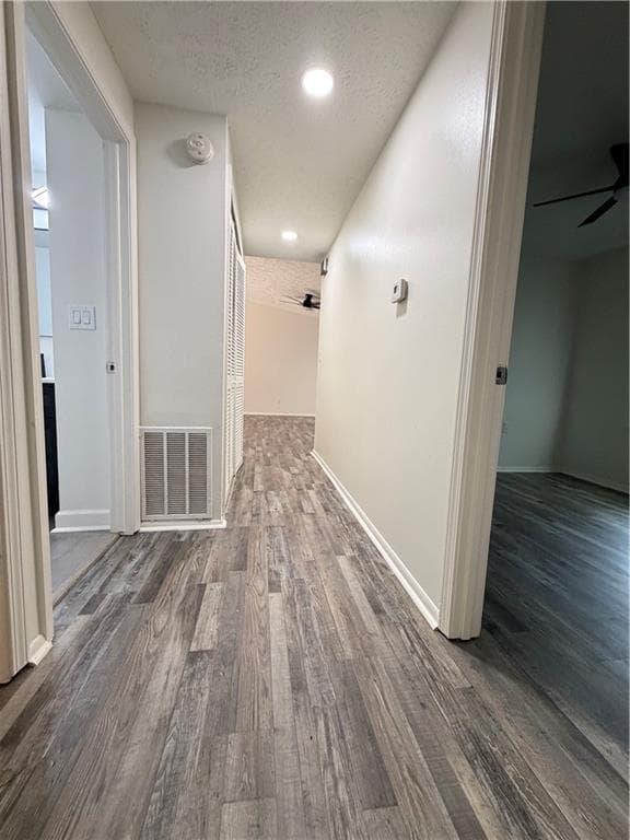 3 bedroom, 2 bathroom, 1,092 sq ft single family residence for rent at 4003 Overland Trail, Snellville, GA 30039 for $1,950 a month — photo 8