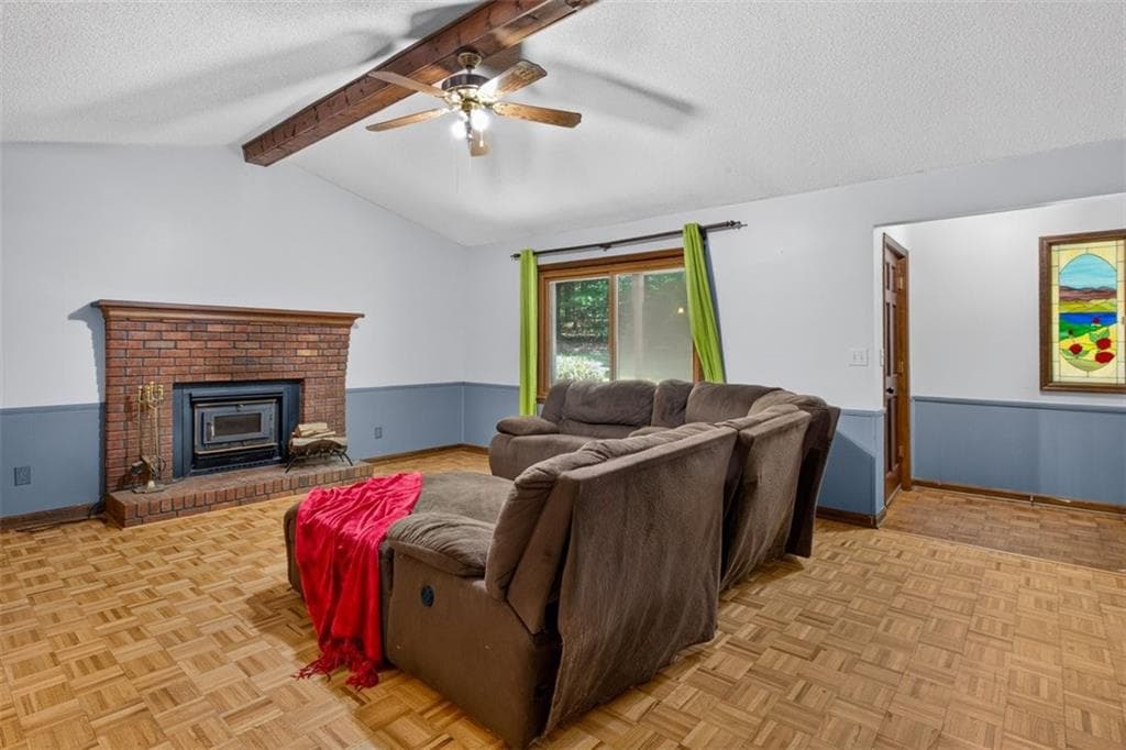 3 bedroom, 2 bathroom, 2,100 sq ft single family residence for sale at 271 Broken Arrow Trail, Dahlonega, GA 30533 — photo 9