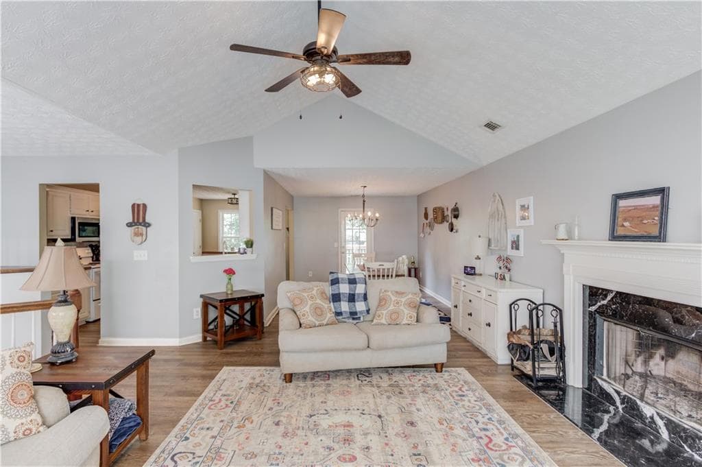 4 bedroom, 3 bathroom, 2,430 sq ft single family residence for sale at 12 Chatham Court, Jefferson, GA 30549 — photo 8