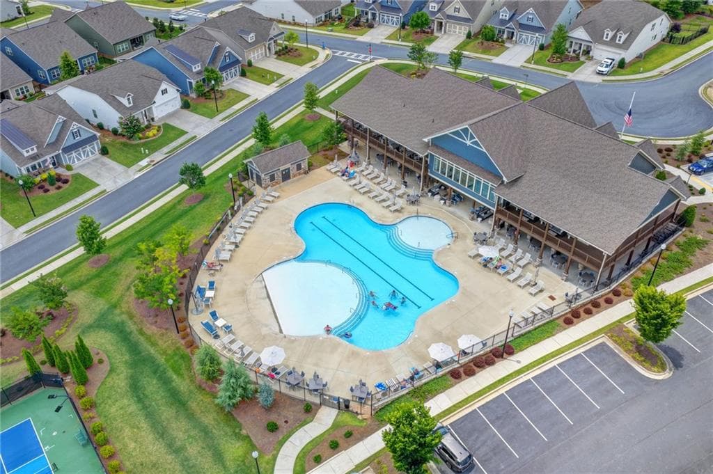 2 bedroom, 2 bathroom, 1,689 sq ft single family residence under contract at 1621 Saddlegate Drive, Canton, GA 30114 — photo 5