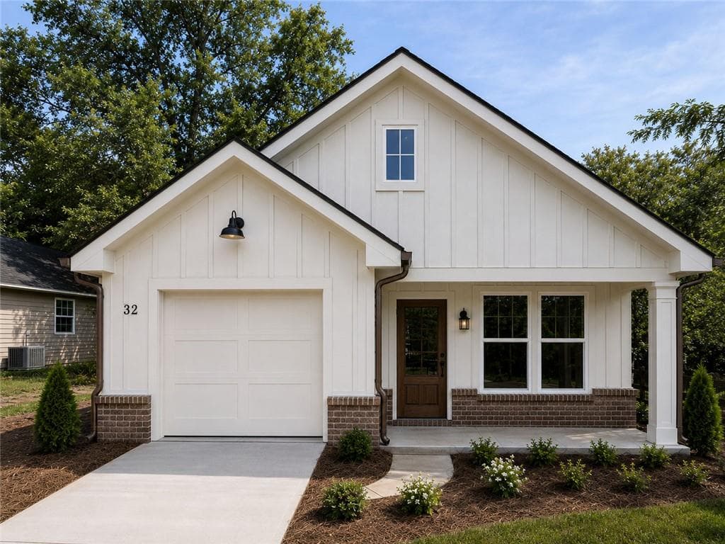 3 bedroom, 2 bathroom, 1,600 sq ft single family residence sold at 32 Walker Street, Cartersville, GA 30120