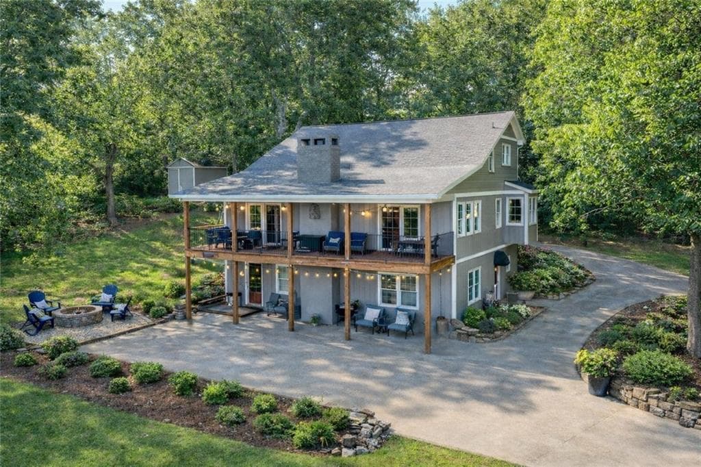 4 bedroom, 4 bathroom, 4,216 sq ft single family residence for sale at 11 Brow Road, Rome, GA 30165