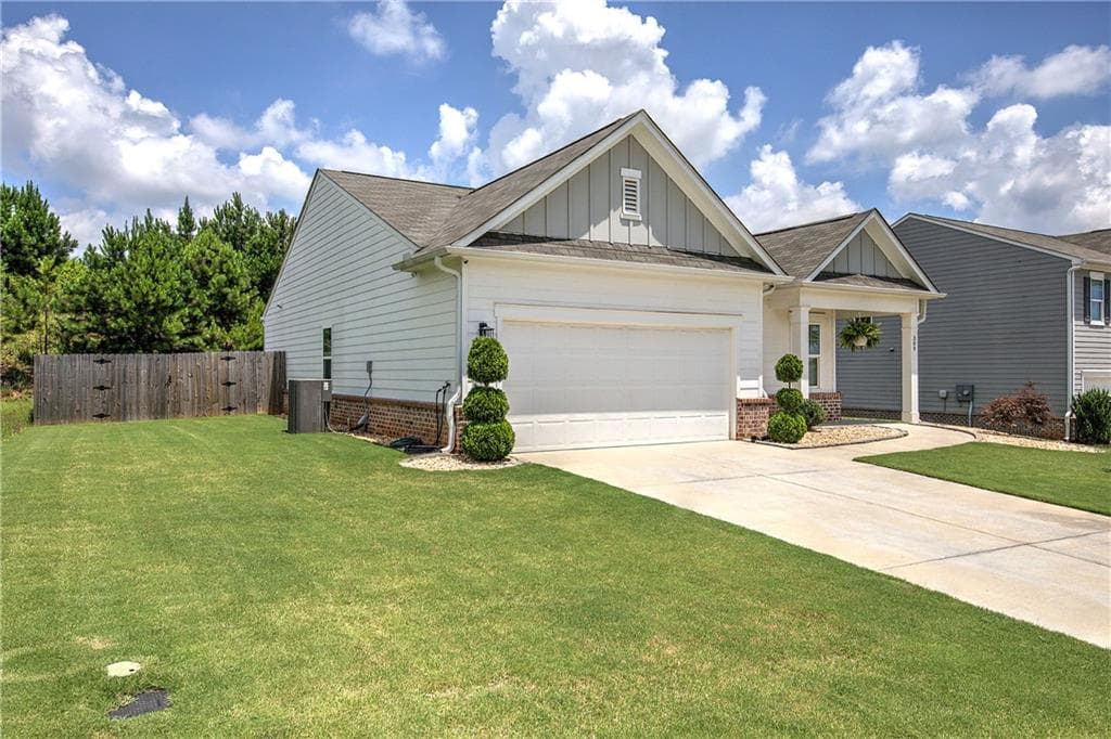 3 bedroom, 2 bathroom, 1,396 sq ft single family residence for sale at 309 Pescara Court, Cartersville, GA 30120 — photo 5