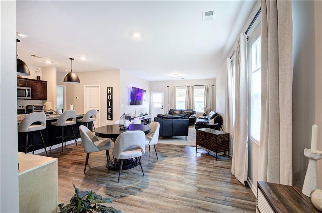3 bedroom, 2 bathroom, 1,396 sq ft single family residence for sale at 309 Pescara Court, Cartersville, GA 30120 — photo 6