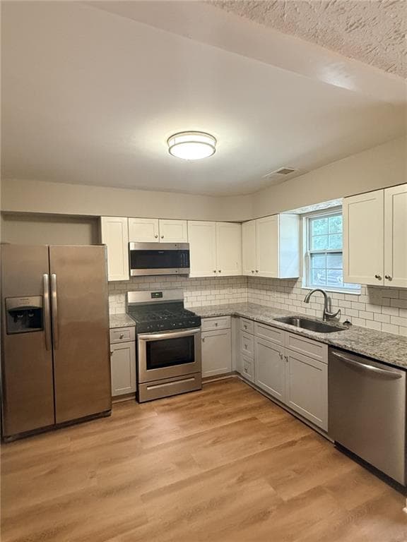 3 bedroom, 3 bathroom, 1,332 sq ft townhouse under contract at 3582 Hopkins Court, Powder Springs, GA 30127 — photo 4