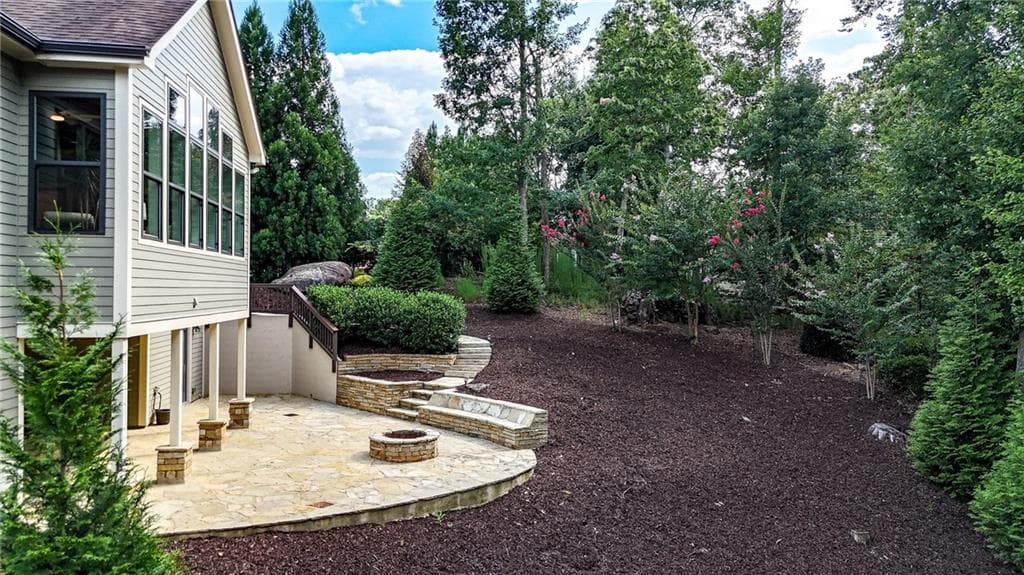 4 bedroom, 3 bathroom, 3,772 sq ft single family residence for sale at 303 Trappers Bluff, Waleska, GA 30183 — photo 8