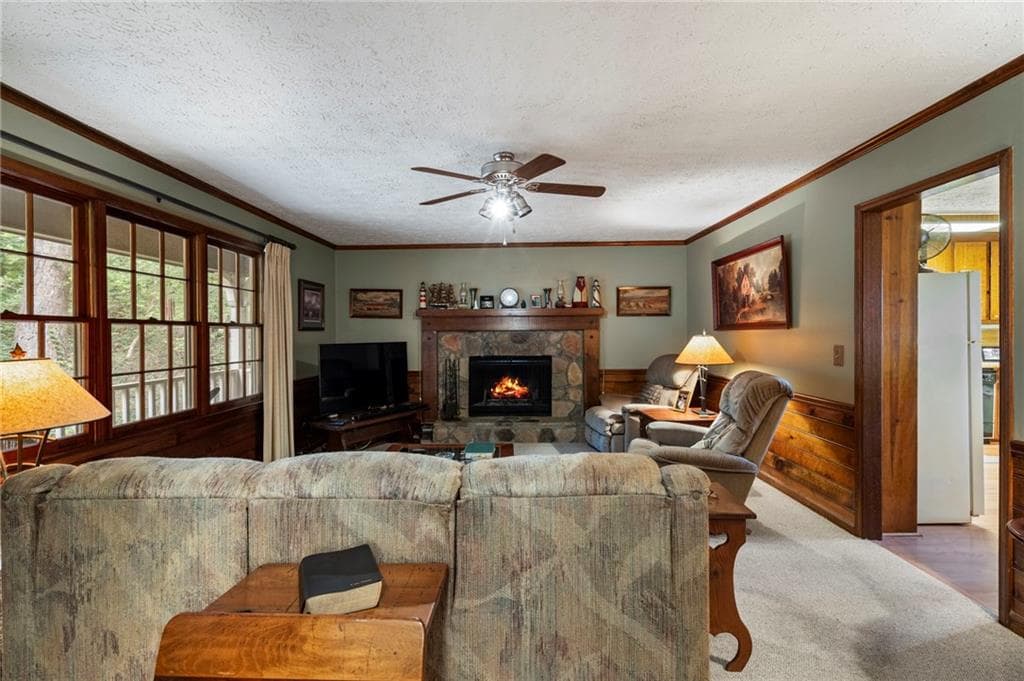 3 bedroom, 2 bathroom, 2,184 sq ft single family residence under contract at 1982 Winding Creek Lane, Marietta, GA 30064 — photo 8