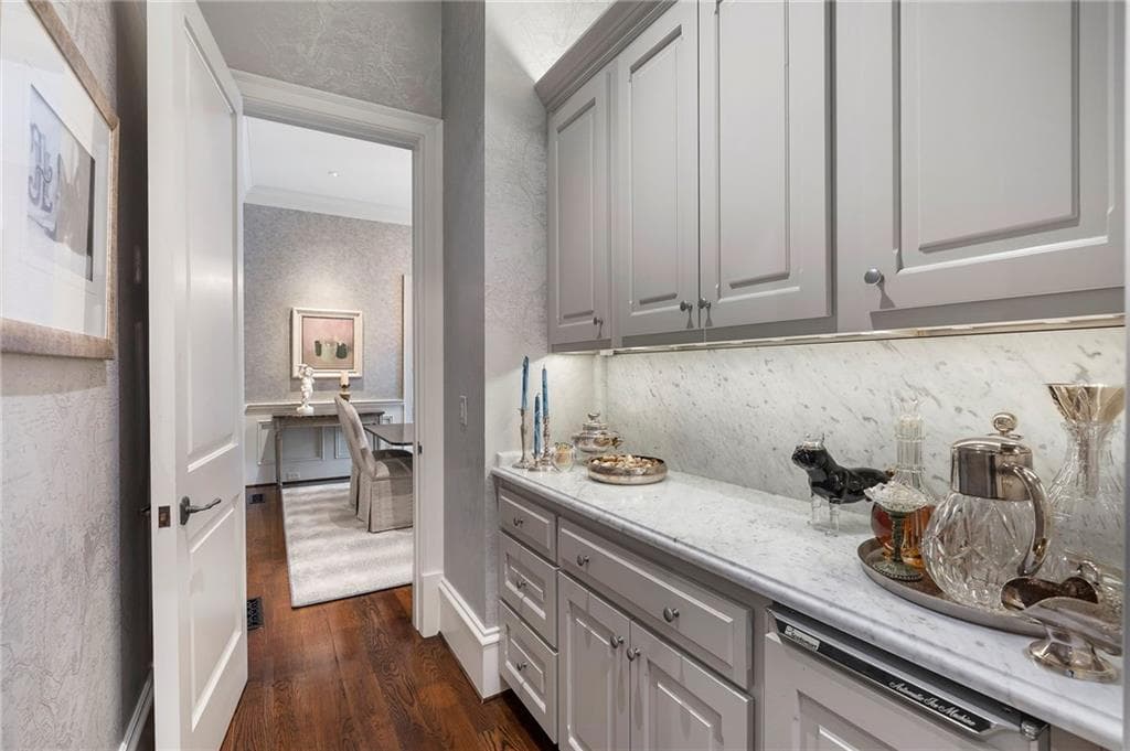 5 bedroom, 8 bathroom, 10,488 sq ft single family residence for sale at 675 W Paces Ferry, #4 Road, Atlanta, GA 30327 — photo 7