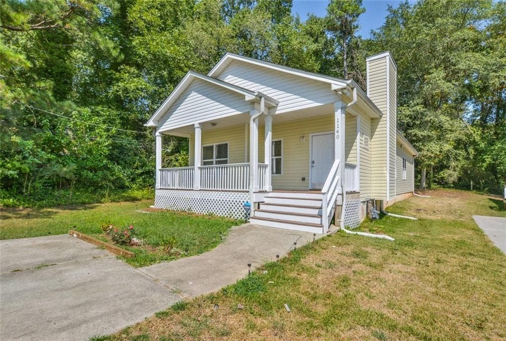 5 bedroom, 2 bathroom, 1,524 sq ft single family residence for sale at 1140 Moreland Drive, Atlanta, GA 30315 — photo 3