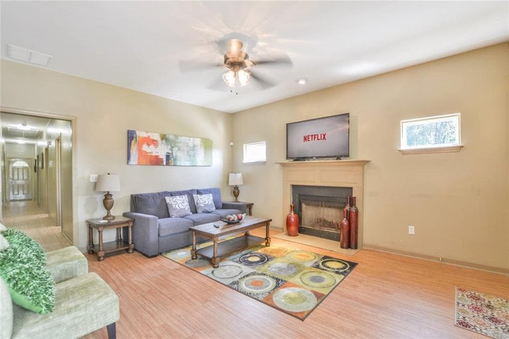 5 bedroom, 2 bathroom, 1,524 sq ft single family residence for sale at 1140 Moreland Drive, Atlanta, GA 30315 — photo 5