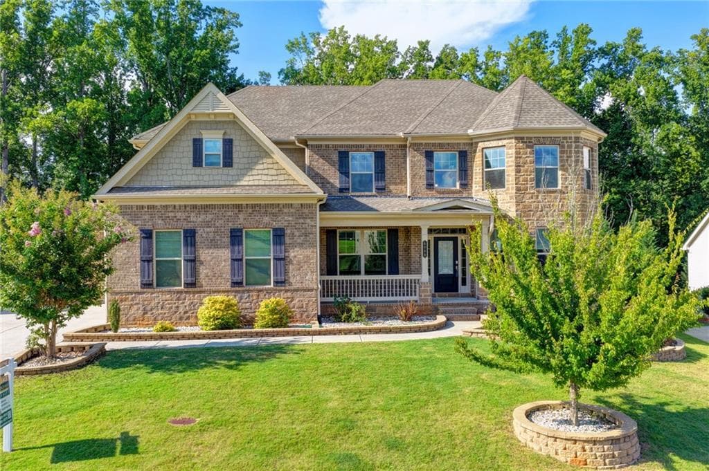 5 bedroom, 4 bathroom, 4,324 sq ft single family residence sold at 6060 Ashborough Park, Cumming, GA 30040