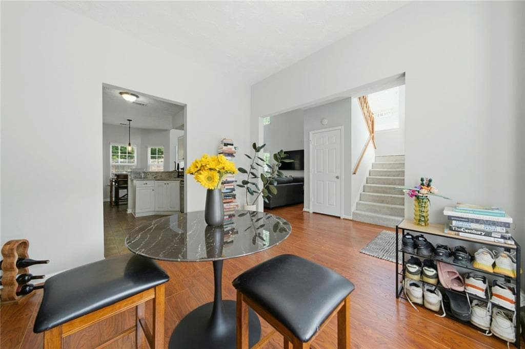 3 bedroom, 3 bathroom, 1,946 sq ft single family residence for rent at 983 ASPEN Drive, Lithia Springs, GA 30122 for $2,200 a month — photo 3