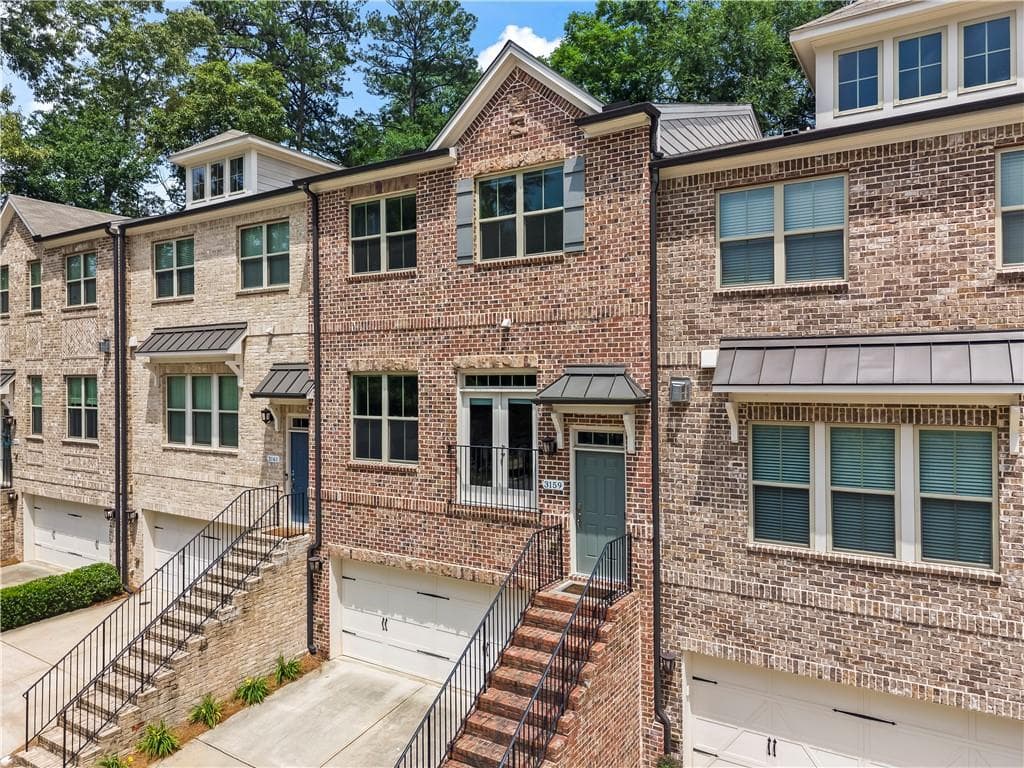 4 bedroom, 4 bathroom, 2,571 sq ft townhouse for rent at 3159 Rutter Drive 33, Atlanta, GA 30345 for $4,000 a month — photo 1 of 44