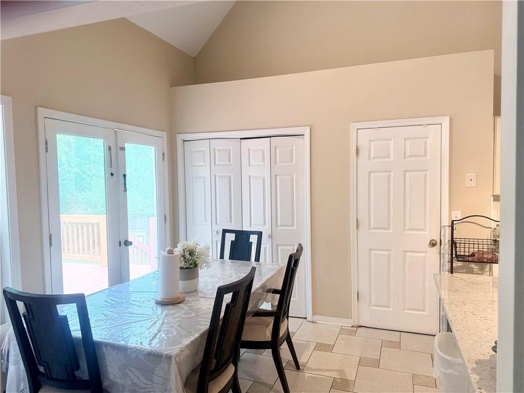 3 bedroom, 2 bathroom, 1,133 sq ft single family residence under contract at 345 WINCHESTER Way, Woodstock, GA 30188 — photo 9