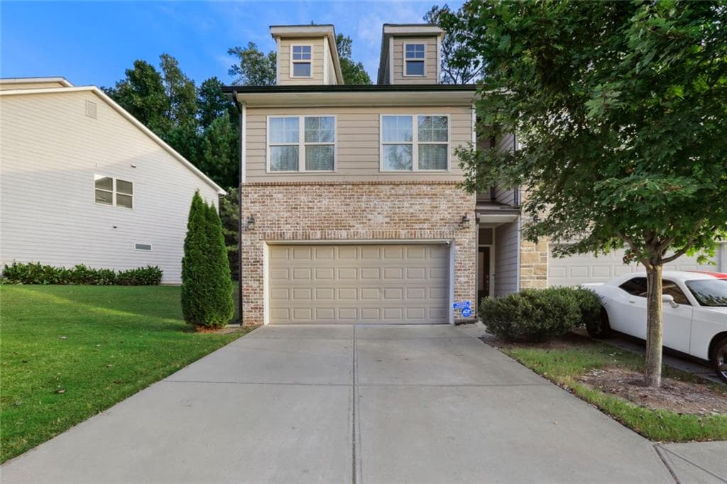 3 bedroom, 3 bathroom townhouse for rent at 539 Jefferson Chase Street, Atlanta, GA 30354 for $2,625 a month