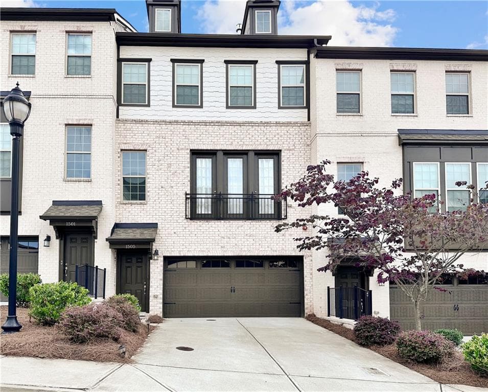 4 bedroom, 4 bathroom, 2,625 sq ft townhouse for rent at 1505 Slopeside Loop, Smyrna, GA 30082 for $3,700 a month — photo 1 of 53