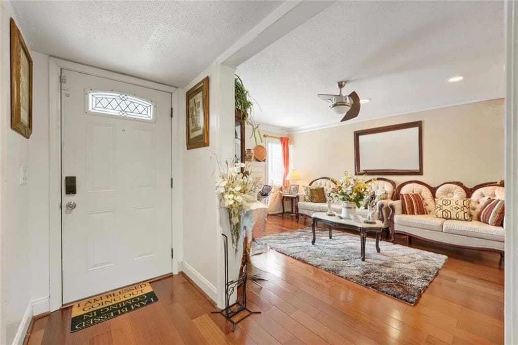 3 bedroom, 3 bathroom, 2,067 sq ft townhouse for sale at 85 Willowick Drive, Lithonia, GA 30038 — photo 5