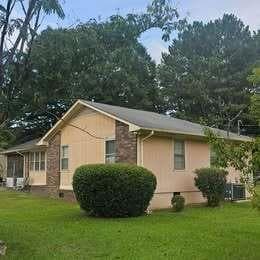3 bedroom, 2 bathroom, 1,180 sq ft single family residence for sale at 509 W Jule Peek Avenue, Cedartown, GA 30125 — photo 4