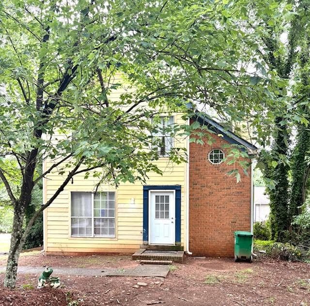 5 bedroom, 4 bathroom, 1,768 sq ft single family residence for sale at 4987 Celtic Way, Stone Mountain, GA 30083