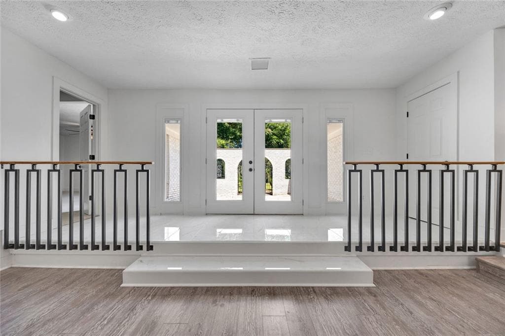3 bedroom, 3 bathroom, 3,152 sq ft single family residence under contract at 18 Valley Trail, Covington, GA 30014 — photo 7