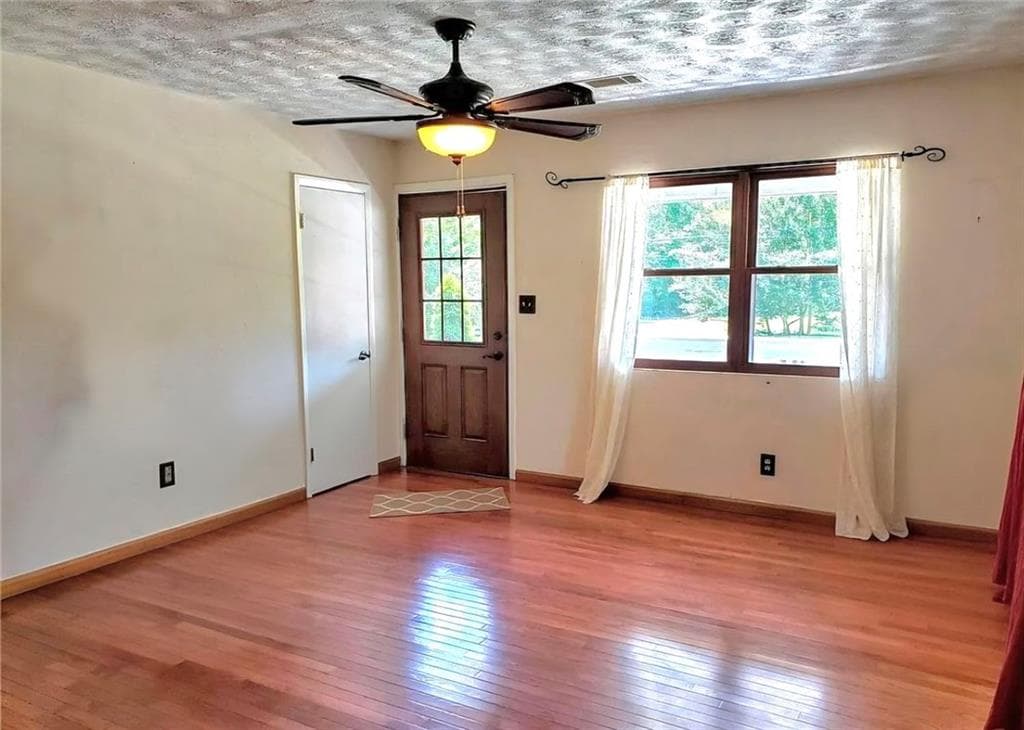 4 bedroom, 3 bathroom, 3,120 sq ft single family residence for sale at 1074 Old Alabama Road, Cartersville, GA 30120 — photo 3