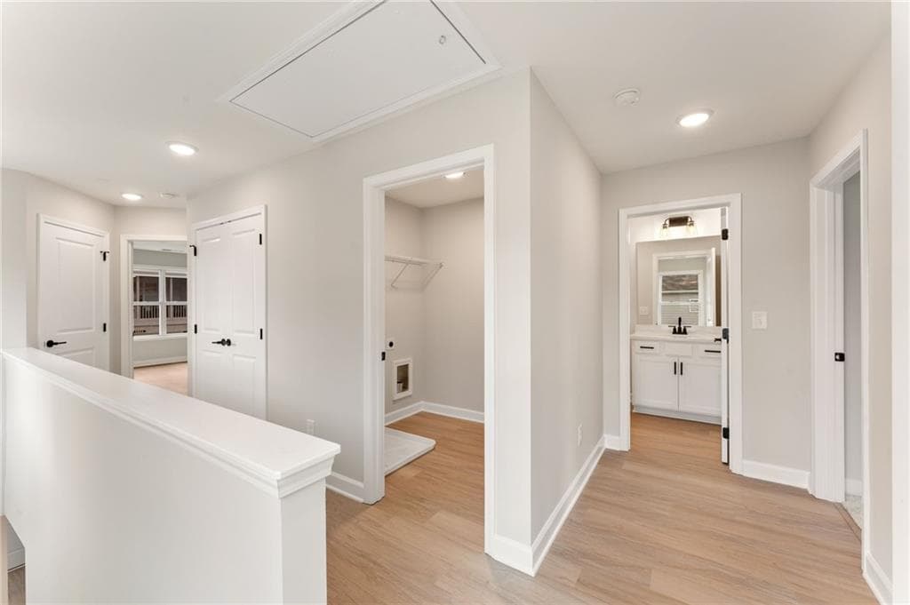 3 bedroom, 3 bathroom, 1,615 sq ft townhouse under contract at 1925 Kinnard Alley, Kennesaw, GA 30144 — photo 9