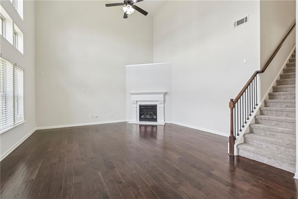 4 bedroom, 3 bathroom, 2,989 sq ft single family residence under contract at 5155 Northview Lake, Cumming, GA 30040 — photo 3