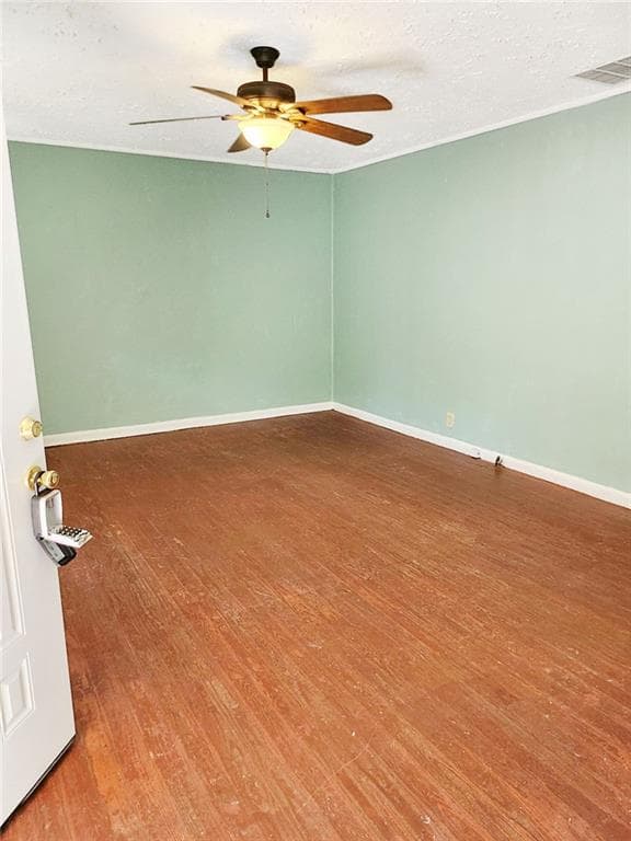 5 bedroom, 2 bathroom, 3,024 sq ft single family residence for sale at 147 Cobb Road, Covington, GA 30014 — photo 4